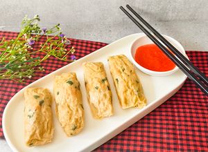 Foto resep Lumpia Kulit Tahu isi Ayam Kukus