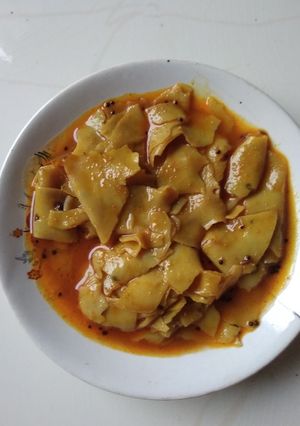 પાપડ નું શાક (Papad Shak Recipe In Gujarati) રેસીપી મુખ્ય ફોટો