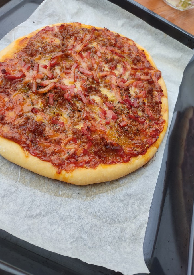 Una foto de Pizza barbacoa