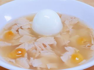 港式點心：腐竹雞蛋糖水