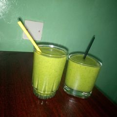 A picture of Simple green dream smoothie.