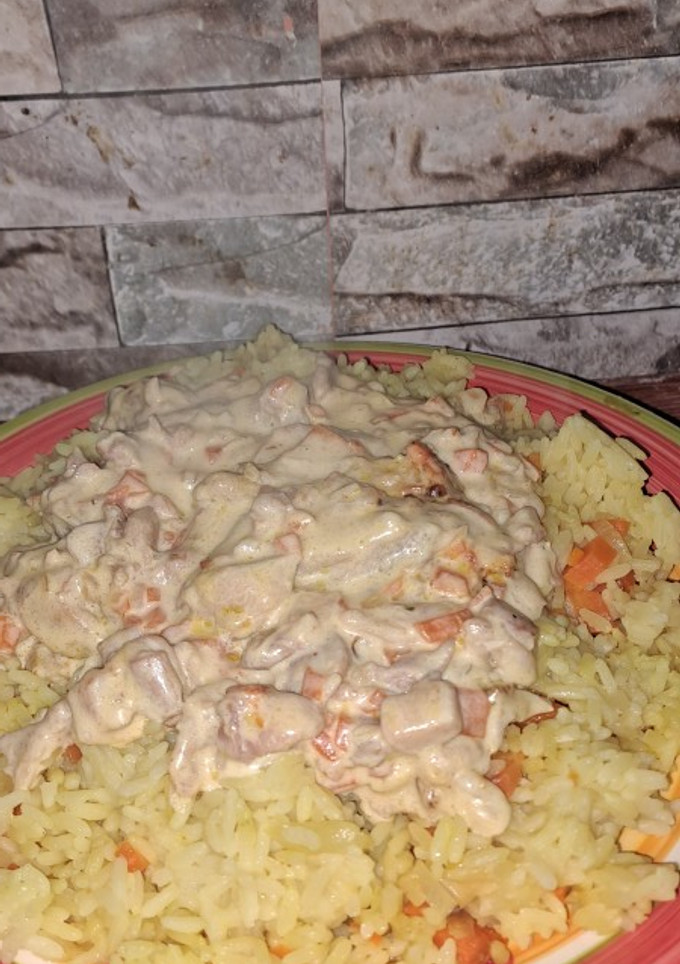Una foto de EL RICO POLLO CON CREMA DE LECHE 😋