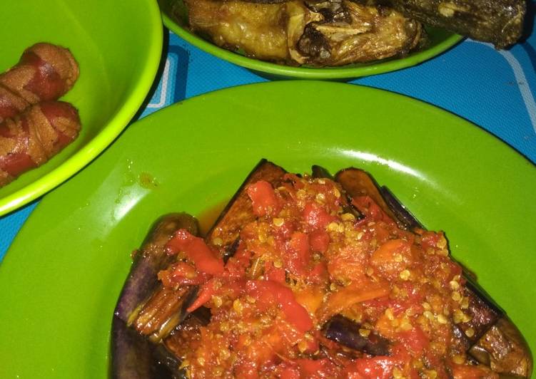 Lele goreng sambel terong