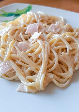 Φωτογραφία της συνταγής Spaghetti με κρέμα σόγιας, 4 υλικά (ελληνική καρμπονάρα)
