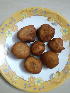 நாலு மணி பலகாரம்(Naalu Mani Palagaram recipe in Tamil) செய்முறை முக்கிய புகைப்படம்