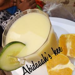 A picture of Orange lemonade.