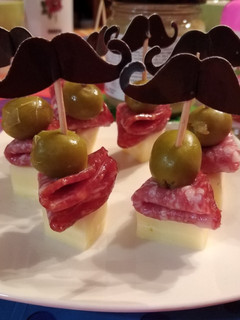 Una foto de Pinchos mini para fiesta