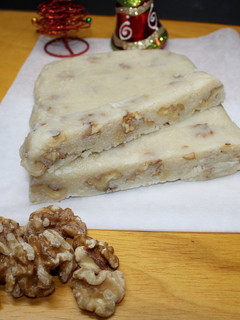 Una foto de Turrón Nata Nueces