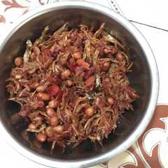 รูปของ Teri Kacang Sambal Tomat