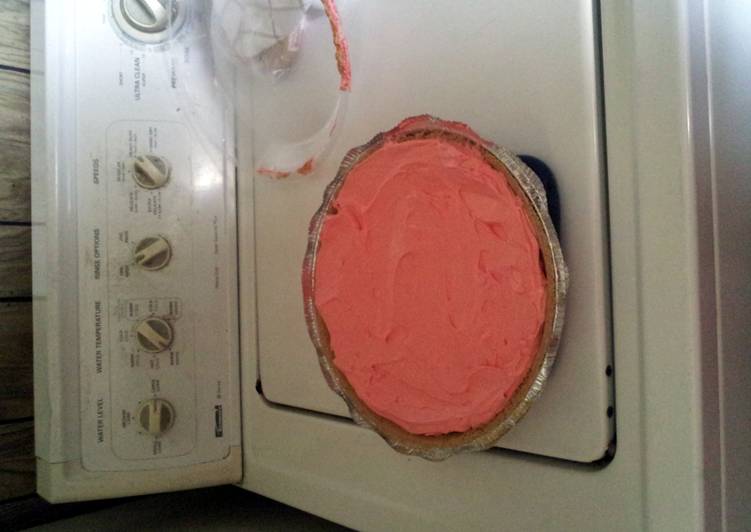 Simple Way to Make Perfect Kool-aid Pie