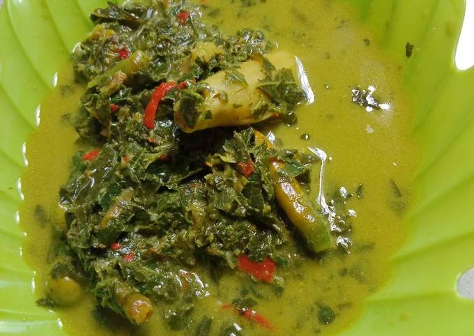 Resep Gulai Daun Ubi Tumbuk oleh Ummu Mubarok Devi Manik Resep Gulai Daun Ubi Tumbuk oleh Ummu Mubarok Devi Manik