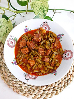 عکسی از دستور خورشت لوبیا سبز