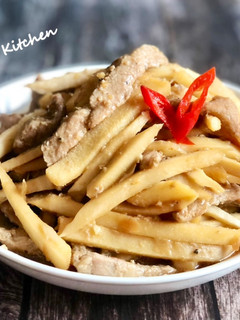 竹筍炒肉絲 / 當季家常菜 的食譜成品照片