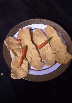 গুজরাটি ফেফরা(Gujrati Fafda recipe in Bengali) রেসিপির প্রধান ছবি