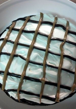 A picture of Decadent Peanut Butter Pie.