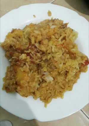 A picture of Kenyan Fried Rice.