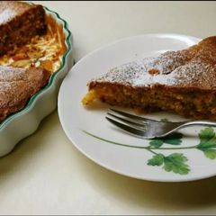 A picture of Caramelised apple cake.