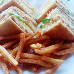 A picture of Club Sandwich.