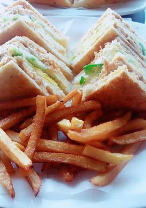 A picture of Club Sandwich.