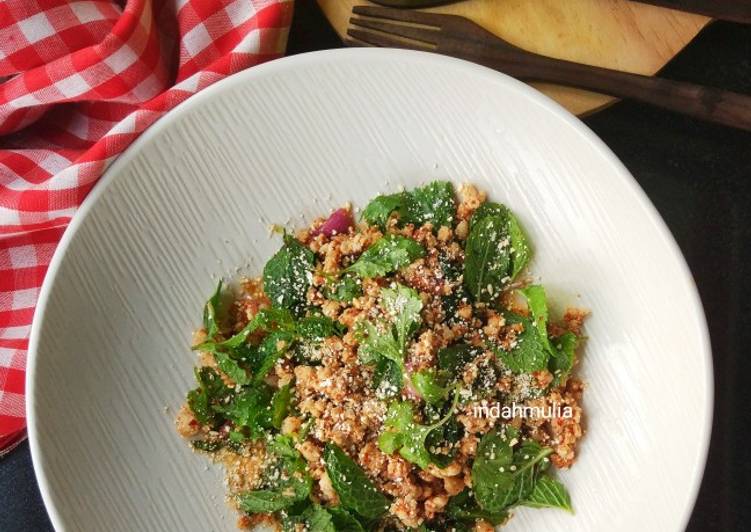 Resep Larb (Thai minced chicken salad) oleh Indah Mulia 