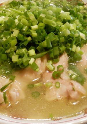 A picture of Irresistible Rich Chicken Paitan Ramen.
