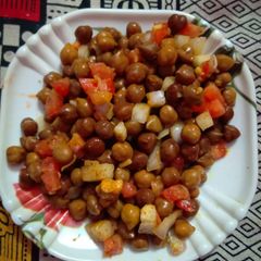 A picture of Chana chat.