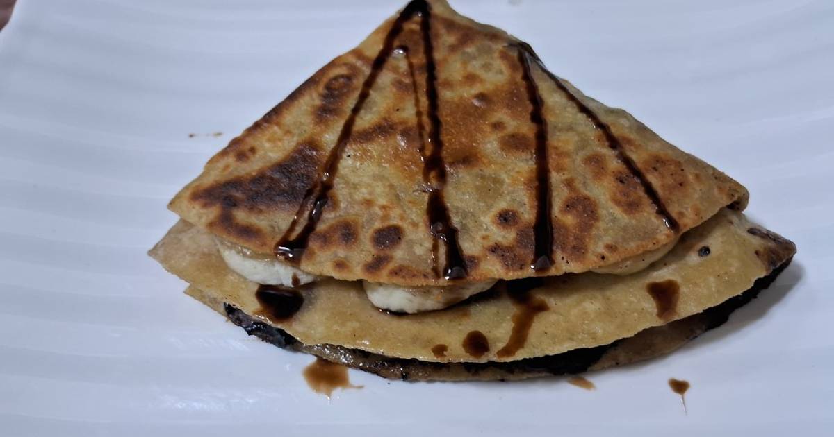 Banana and Nutella tortilla wrap Recipe by Vibha Mahendra Champaneri