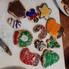 A picture of Mom's Cut Out Sugar Cookies from 1971.