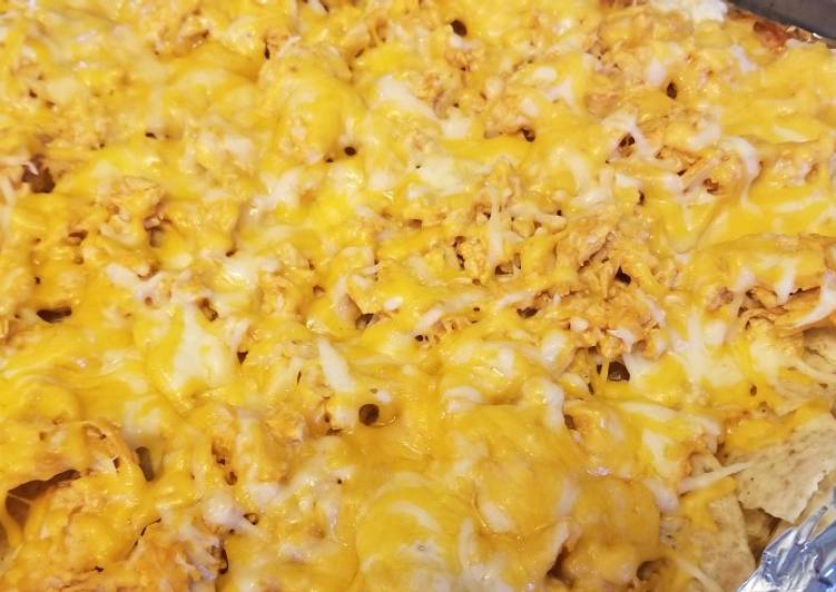 Red Hot Buffalo Chicken Nachos Red Hot Buffalo Chicken Nachos