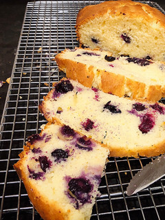 A picture of Cream Cheese Blueberries Cake.