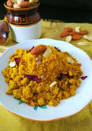 A picture of Winter special kacchi haldi ki panjiri /raw turmeric panjiri.