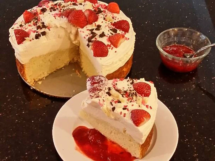 Recipe Strawberry Lemonade Mousse Cake the Delicious Tasty