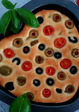 A picture of Olives cherry tomatoes Focaccia.