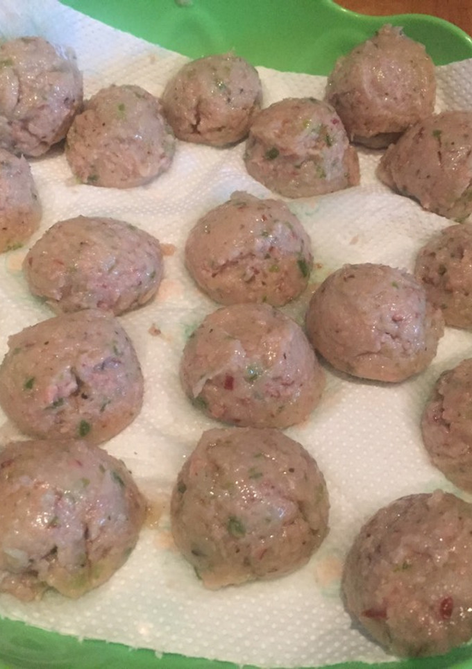 Una foto de Bolitas de camarones 虾丸