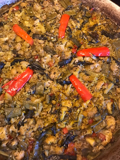 Una foto de Paella vegetariana de celebración 🥂