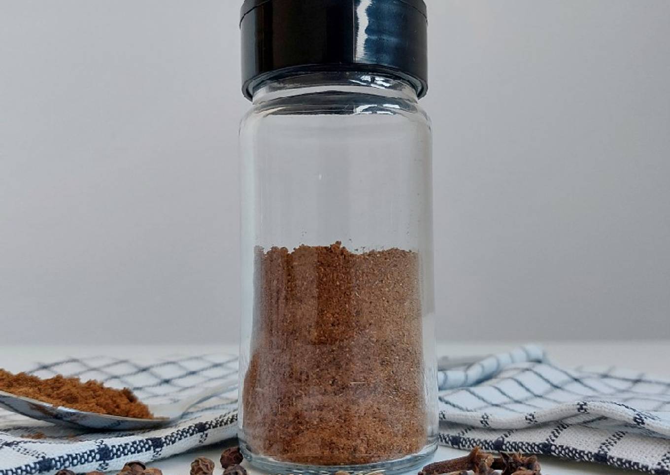 Cinco especias chinas