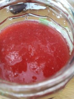 Una foto de Sirope de fresas casero y natural