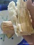 Pan de jamón de pavo ahumado y queso telita en tosti pan con café