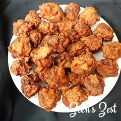 A picture of Chicken Fritters.