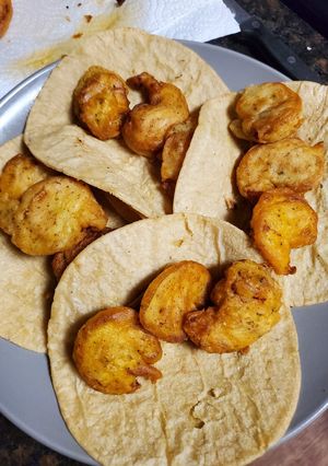Una foto de Tacos de camarones capeados