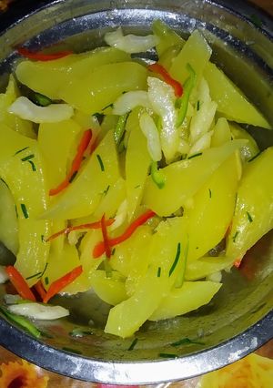 Una foto de Ensalada de mamón verde (papaya)