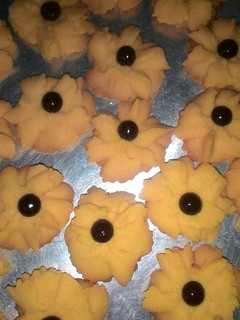 Foto resep Custard cookies/kue semprit