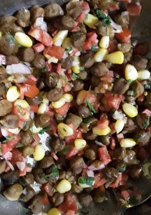 A picture of Mixed Pulses Salad.