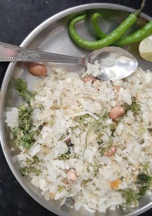 मुळ्याचा कच्चा चिवडा (mulyacha kachha chivda recipe in marathi) रेसिपी चे मुख्य फोटो