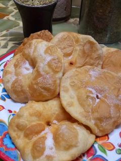 Una foto de Tortas fritas de "Doña Petrona"