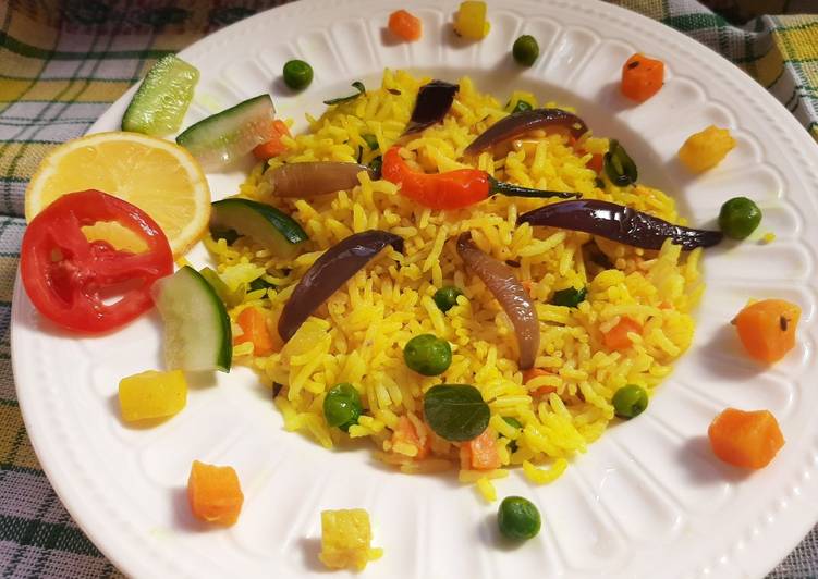 Easiest Way to Prepare Ultimate Fried rice with haldi(Haldi have medical properties for health)