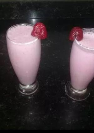 Una foto de Licuado de frutilla