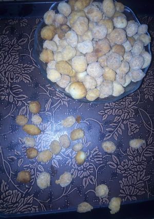 A picture of Peanut burger.