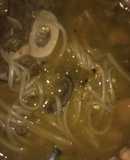 Sopa de fideos con puchero