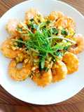Tumis udang telor asin